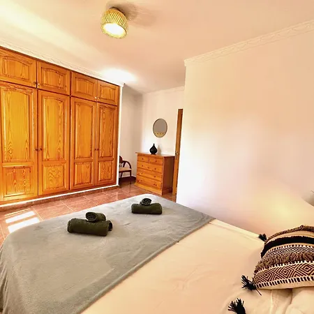 Villa In Playa Den Bossa & Ibiza Town 7min, Bbq Sant Josep de sa Talaia