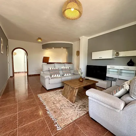 In Playa Den Bossa & Ibiza Town 7min, Bbq Villa Sant Josep de sa Talaia
